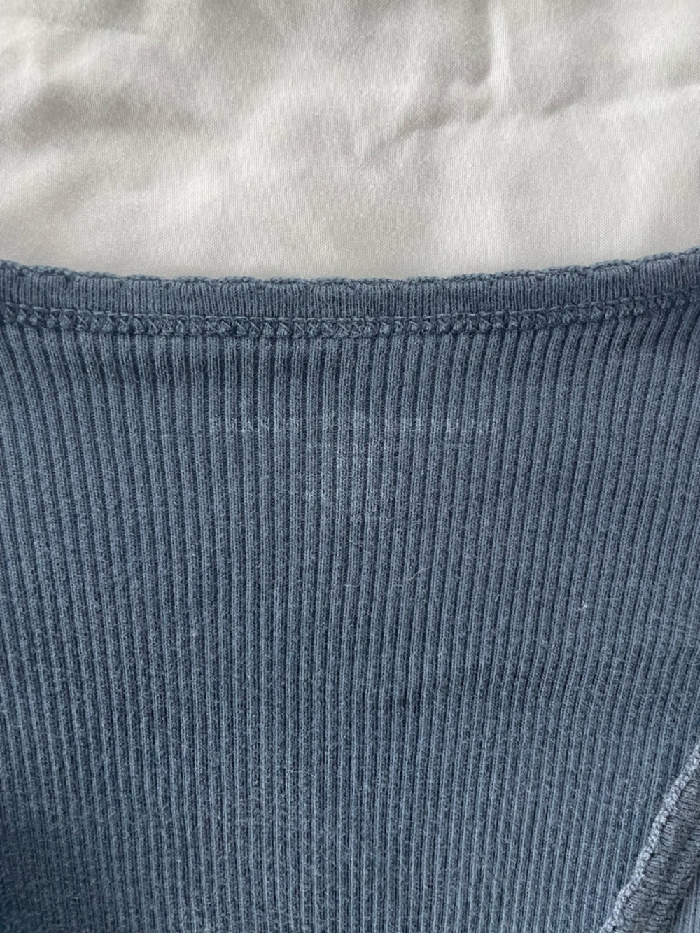Brandy Melville Ribbed V-Neck Button Front Top - Dark Navy - Picture 3 of 3